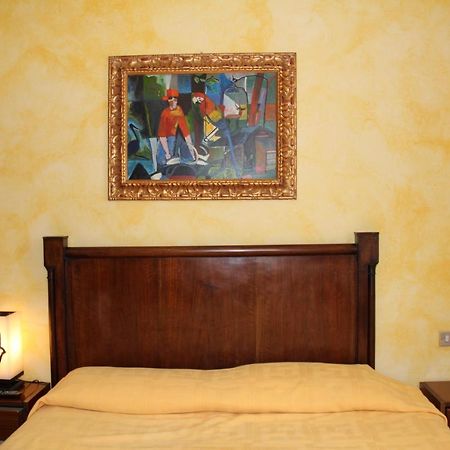 B&B Edelweiss Кастьоне-делла-Презолана Екстер'єр фото