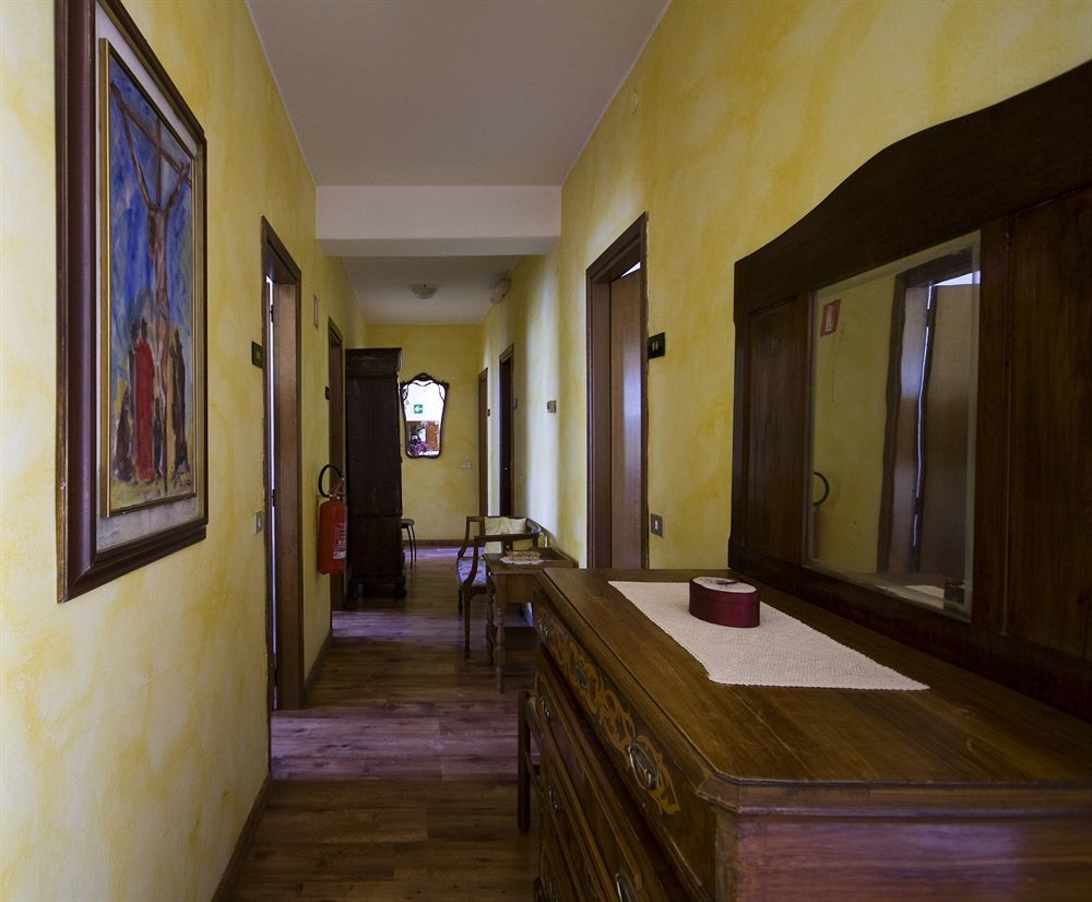 B&B Edelweiss Кастьоне-делла-Презолана Екстер'єр фото