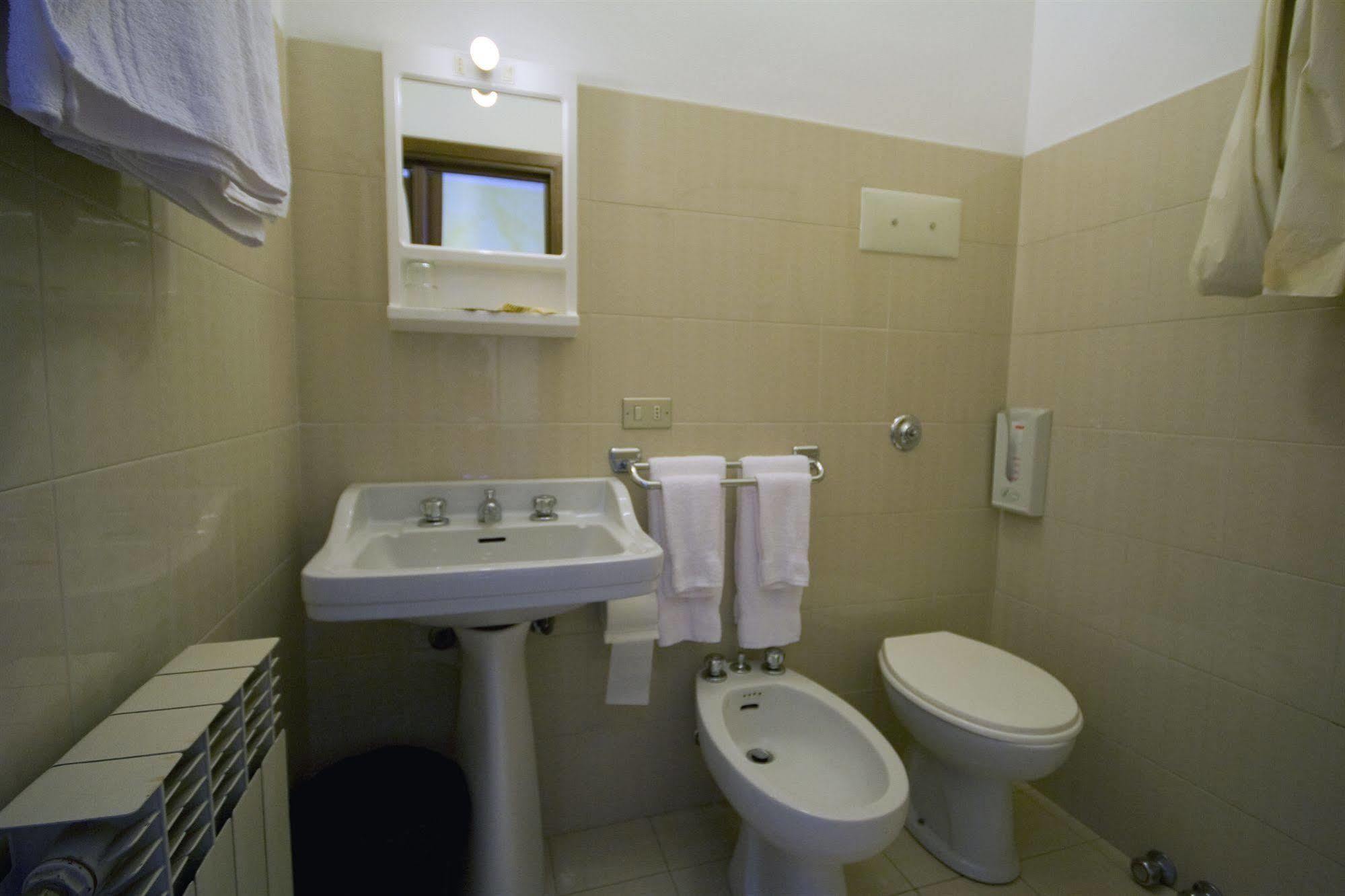 B&B Edelweiss Кастьоне-делла-Презолана Екстер'єр фото